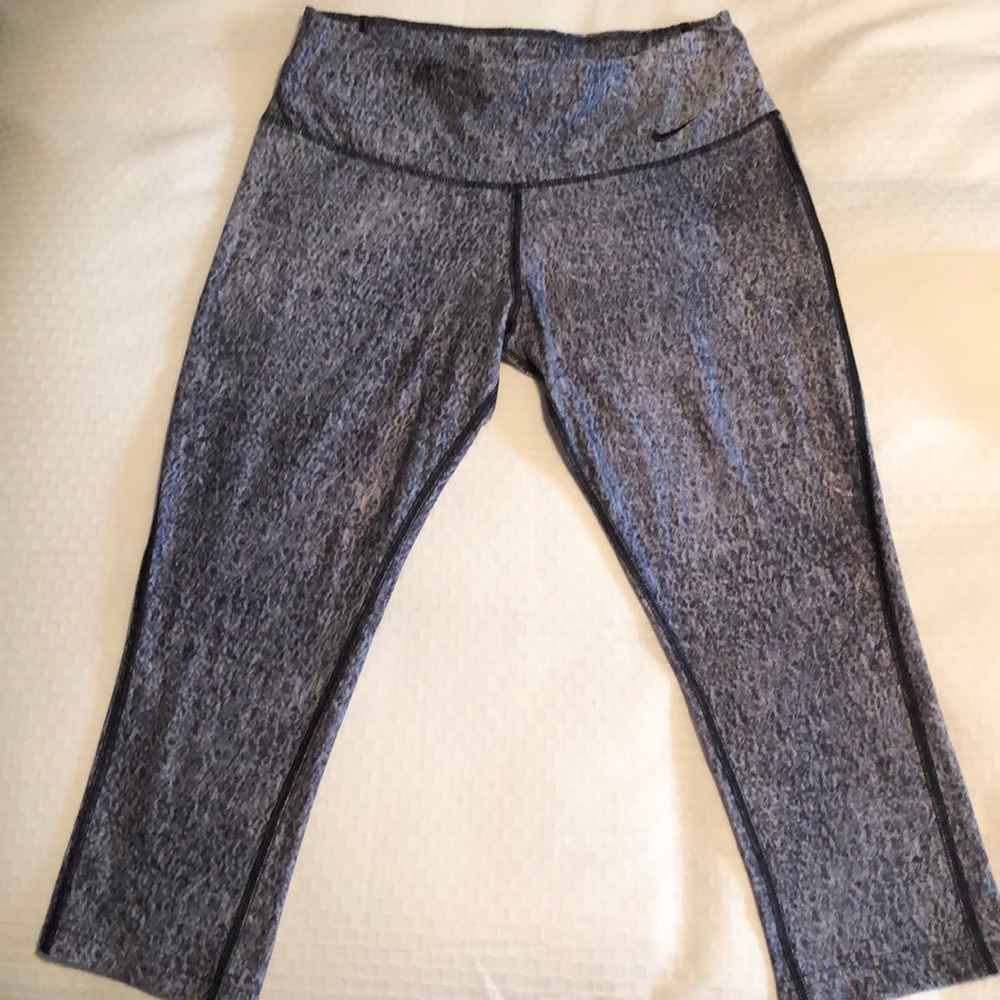 Nike Capri length tights